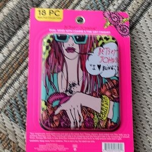 Betsey Johnson 18 Piece Nail File Collection Resuable Travel Tin